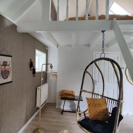 Thuis Bij Elles Bed & Breakfast *