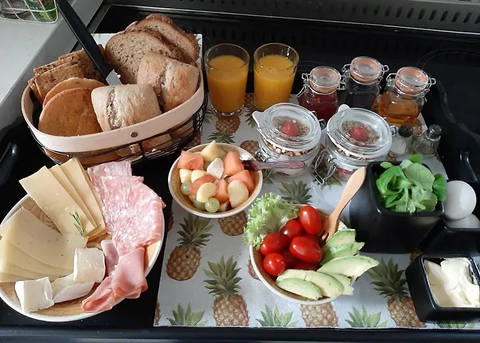 Bed & Breakfast Thuis Bij Elles 3*