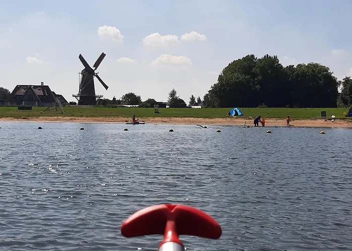 Thuis Bij Elles Bed and breakfast Zuilichem