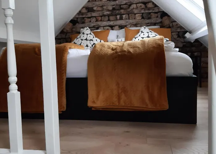 Thuis Bij Elles Bed and breakfast Zuilichem